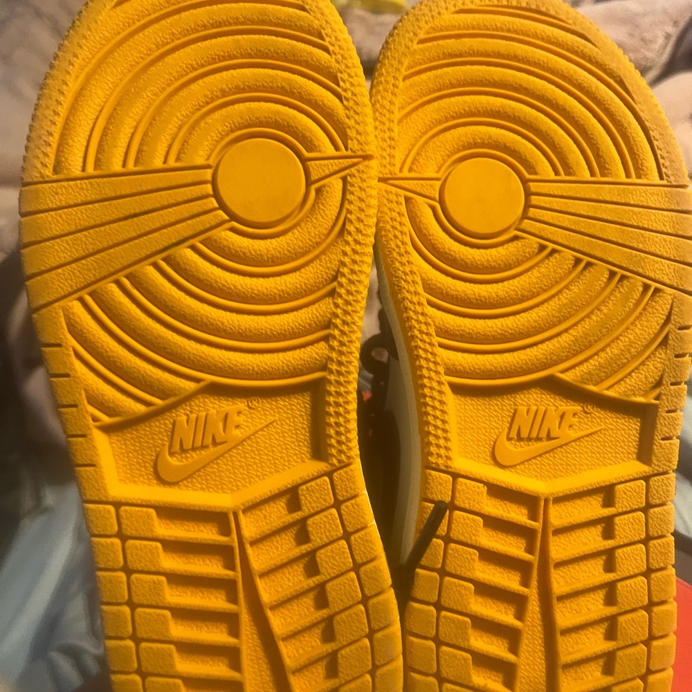 Unisex Jordans